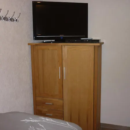 Apartament Zierzow Sietow